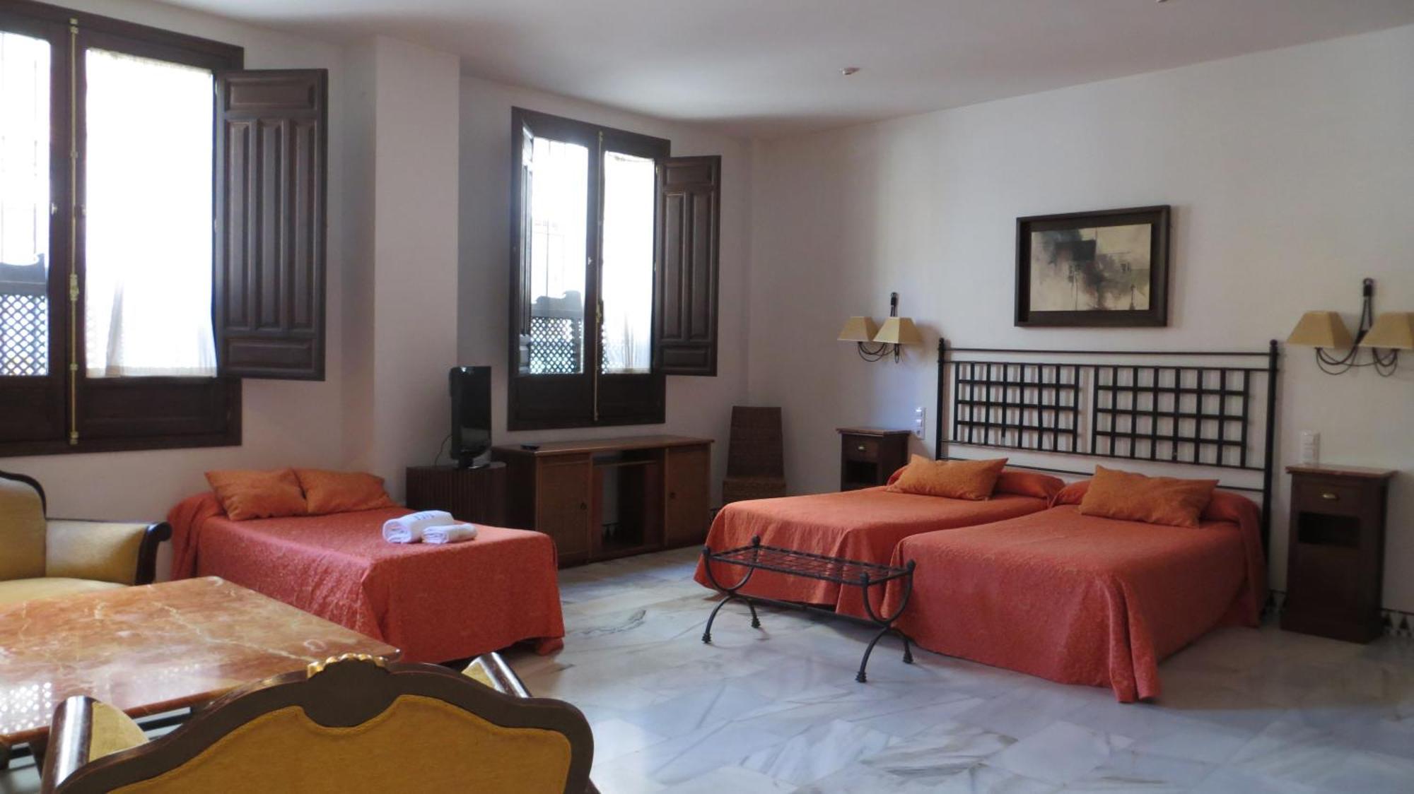Apartamentos Plaza قرطبة الغرفة الصورة