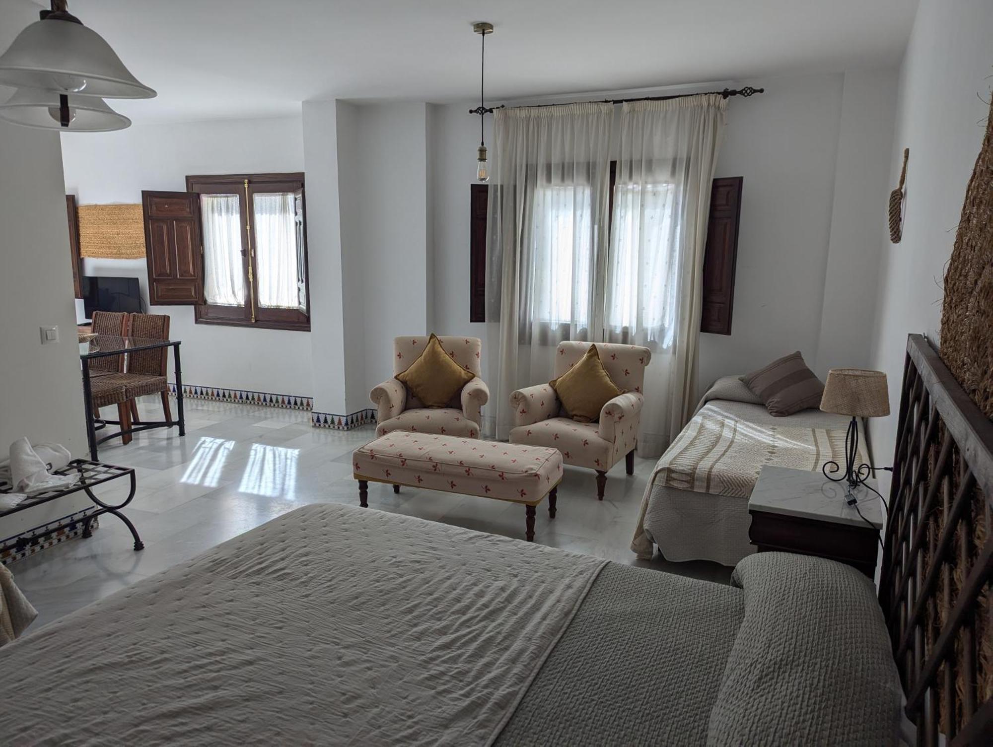 Apartamentos Plaza قرطبة المظهر الخارجي الصورة
