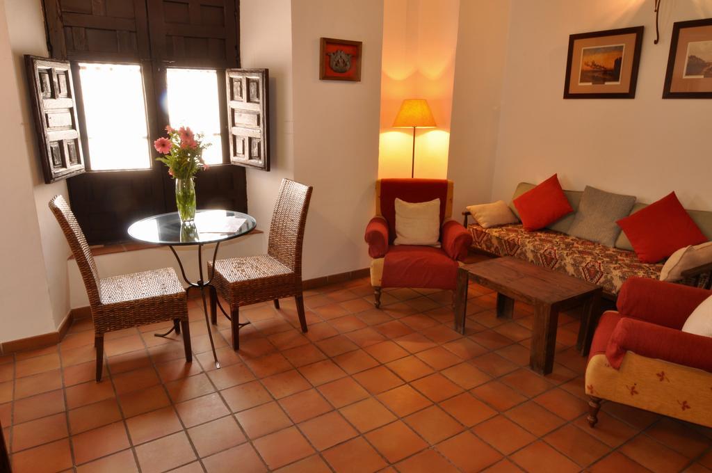 Apartamentos Plaza قرطبة المظهر الخارجي الصورة