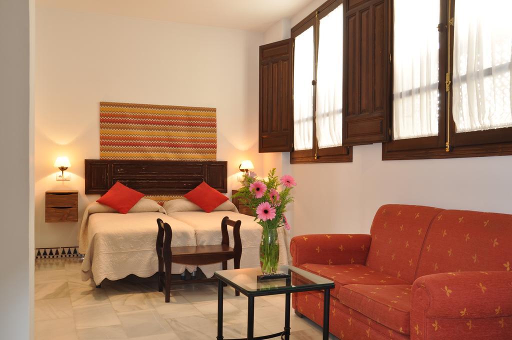 Apartamentos Plaza قرطبة المظهر الخارجي الصورة