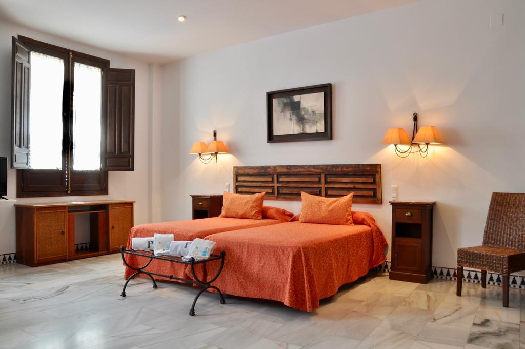 Apartamentos Plaza قرطبة المظهر الخارجي الصورة