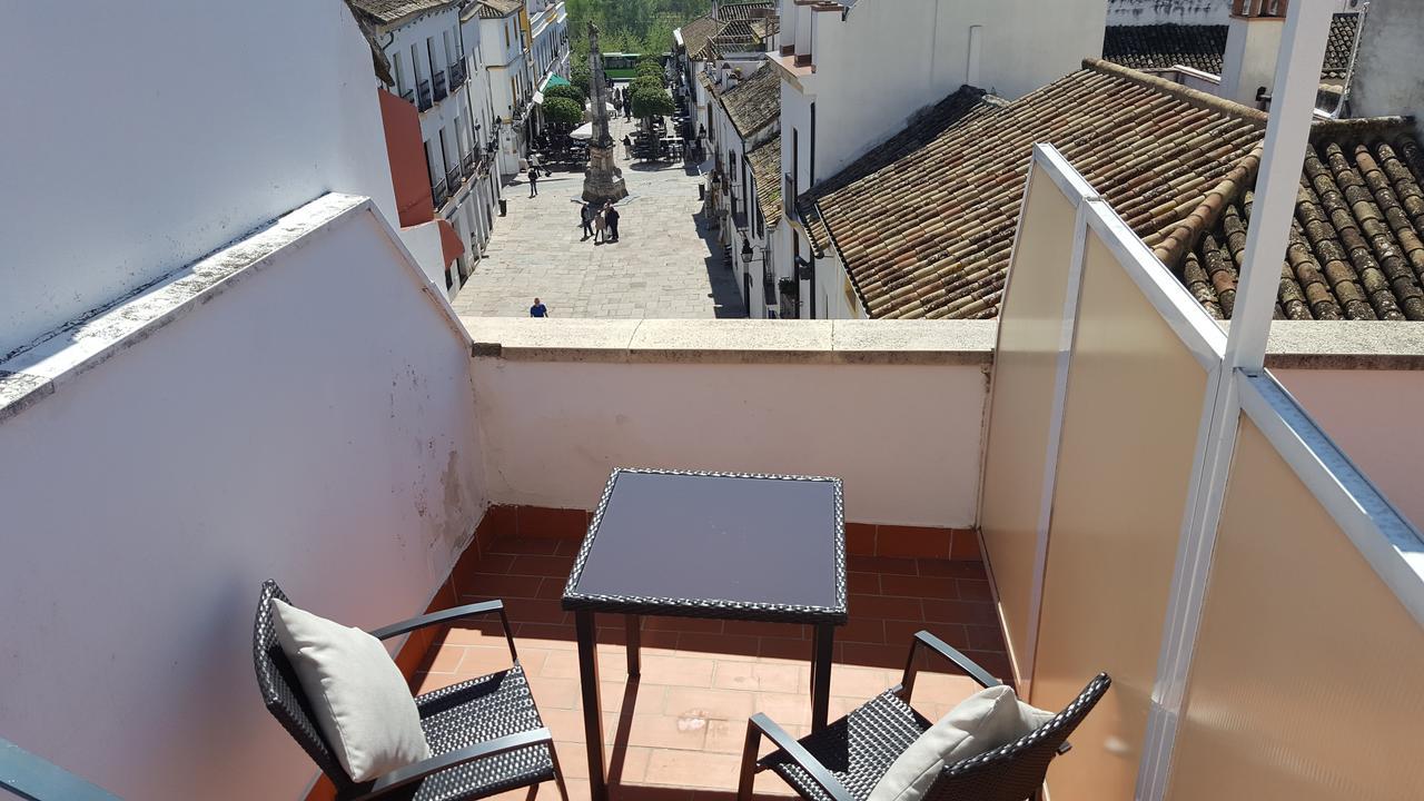 Apartamentos Plaza قرطبة المظهر الخارجي الصورة